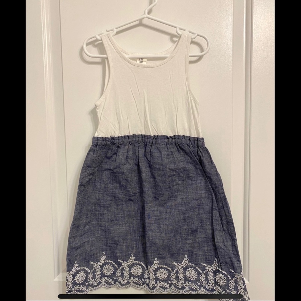 5T toddler girl - Gap kid sleeveless dress